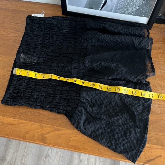 BLACK STRAPLESS STRETCHY TOP #0321 - Picture 8 of 8